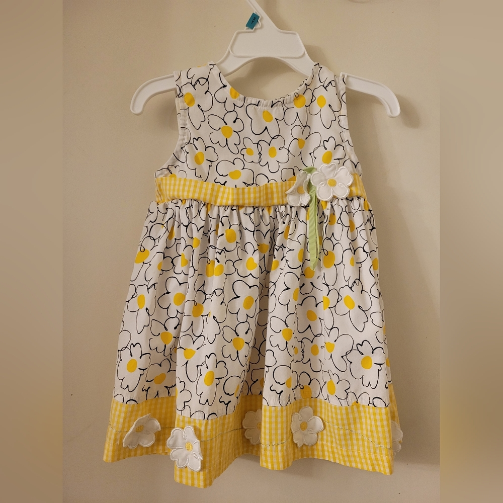 Spring Daisy Dress